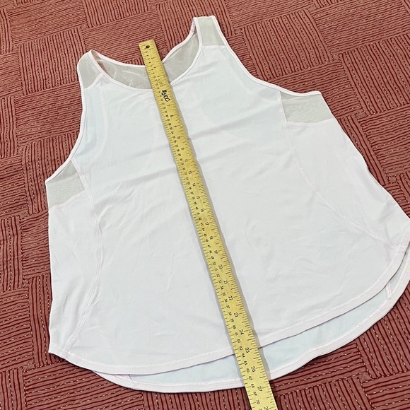 Lululemon Women's light pink Sleeveless exercise tank Top - Picture 10 of 14